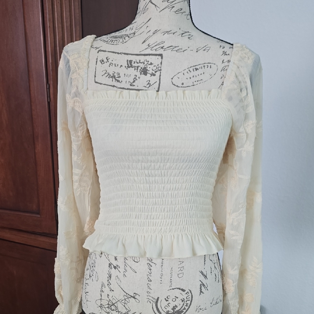 Cream Puff Sleeve Smocked Blouse